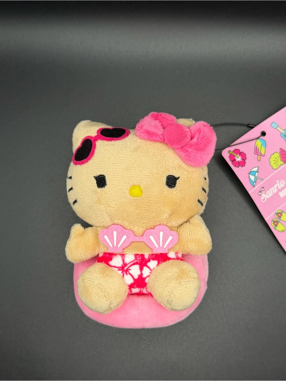 Sanrio X Rodeo Crowns Hello Kitty plush/keychain mk178